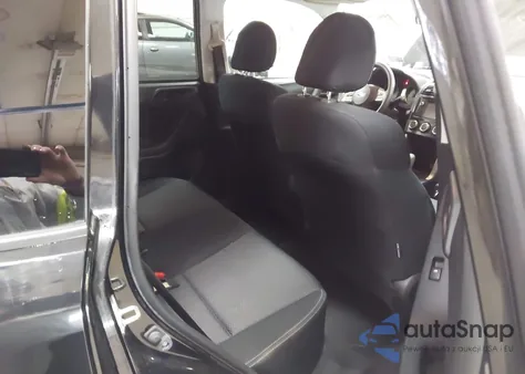 2014 Subaru Forester 2.5I Premium z USA, uszkodzony, nr VIN JF2SJAGC7EH494704